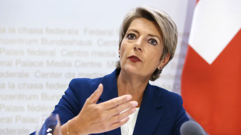 Coronavirus. Keller-Sutter ammette: «Errori di comunicazione del Governo»