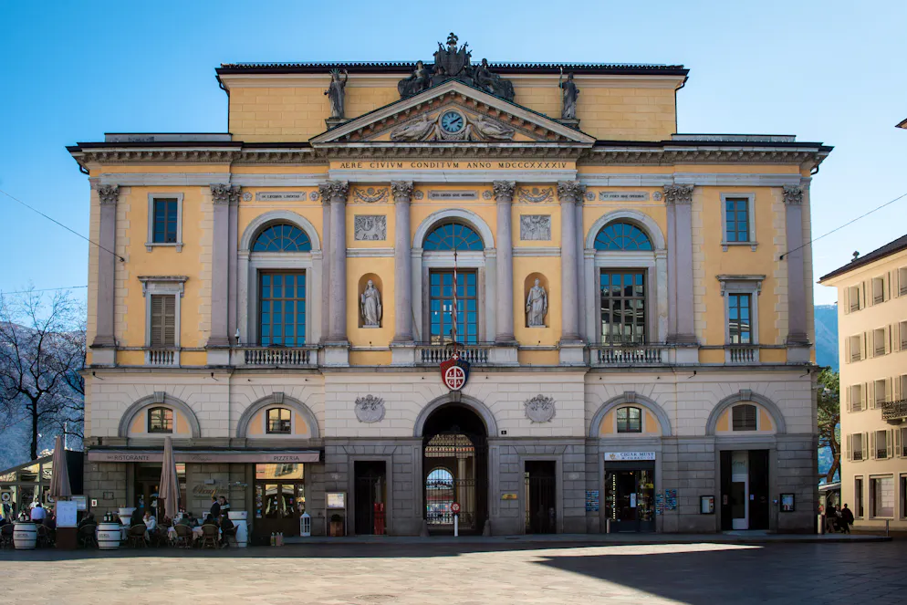 Palazzo Civico, sede del Municipio di Lugano innuna foto d'archivio