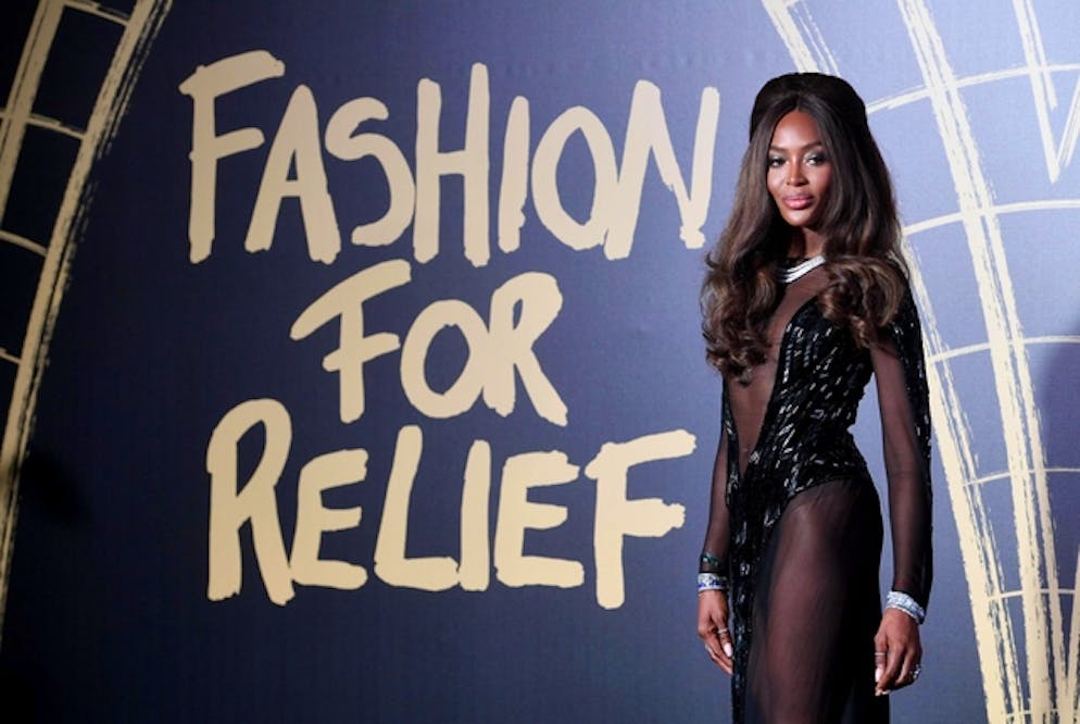 I 50 anni di Naomi Campbell, venera nera senza età