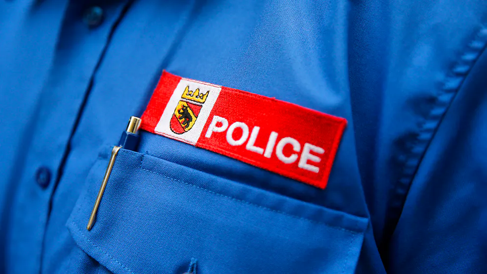 L'uomo è stato colpito mortalmente da un colpo d'arma da fuoco sparato dagli agenti.