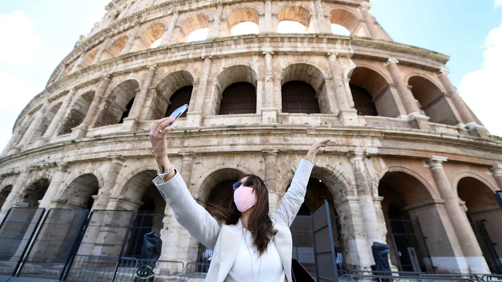 A Roma, come in tutta Italia, c'è timore per eventuali assembramenti nel primo weekend della Fase 2