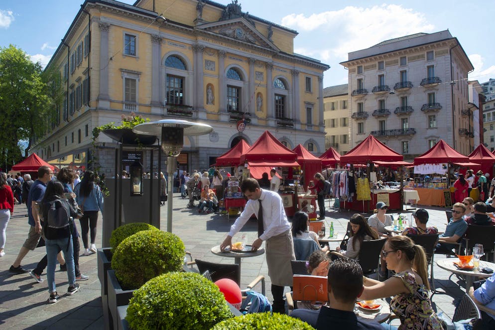 Bar e ristoranti in Piazza della Riforma a Lugano