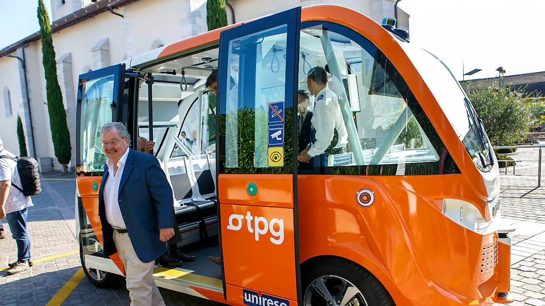 Mobilität: Genf testet autonom fahrenden Bus auf Abruf | blue News