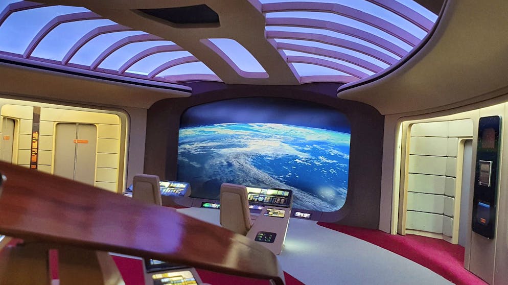 Willkommen auf der USS Enterprise. Sogar der Bildschirm funktioniert. Er wird über einen Laptop bedient.