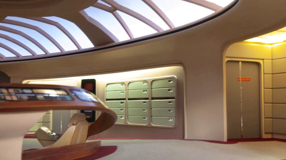 Willkommen auf der USS Enterprise. Ob sich der Turbolift öffnet?