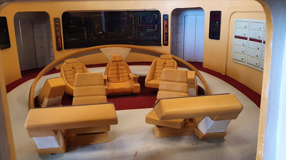 Willkommen auf der USS Enterprise. Ob die Mini-Sitze bequem sind?