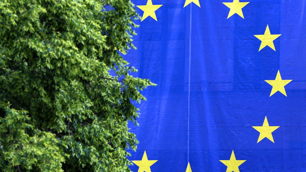 L'Unione europea temporeggia