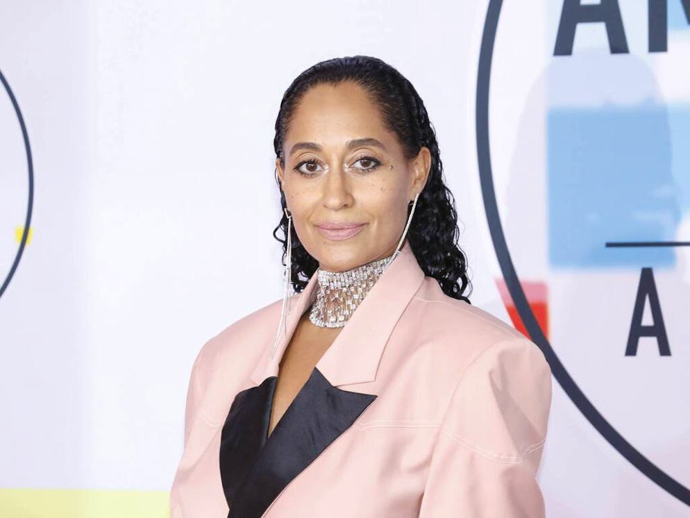 Tracee Ellis Ross Est Fiere De Montrer Ses Talents De Chanteuse Dans La Voix Du Succes Tri komnaty na manhettene (1965). tracee ellis ross est fiere de montrer