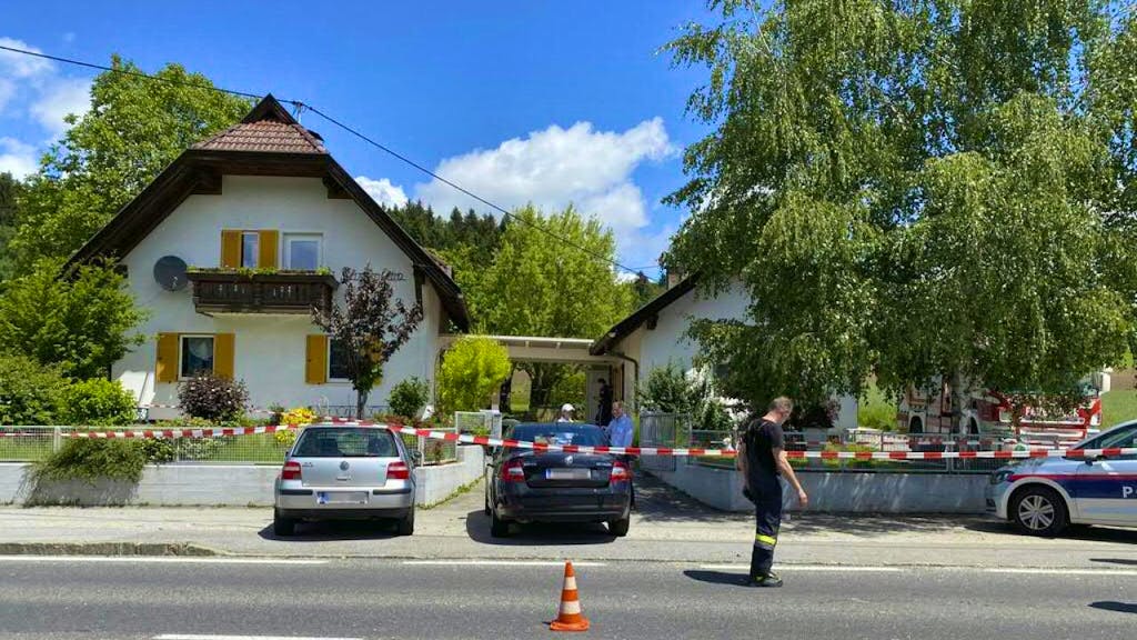 Zwei Frauen Getotet Mann Erschiesst Sich Bei Kontrolle
