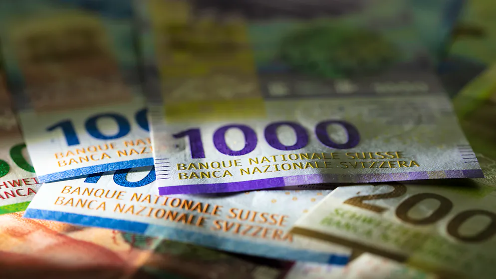 La Svizzera rimane competitiva nel confronto internazionale per quanto riguarda la tassazione di imprese e redditi elevati.