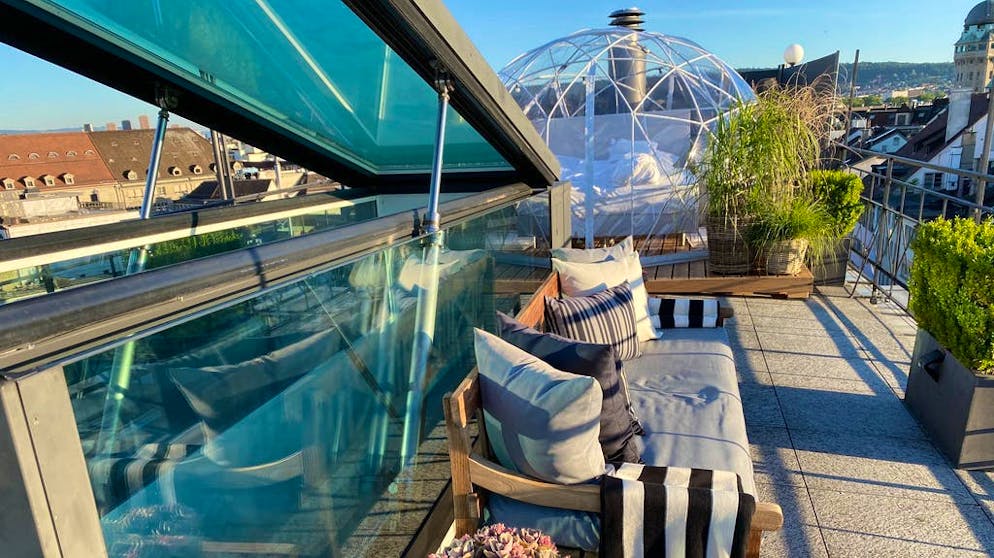 Una tenda con vista. ...vecchi ricordi di navicelle spaziali.