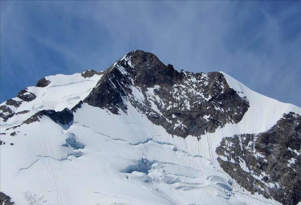 I sei si trovavano poco sotto la vetta