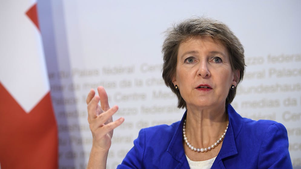 La presidente della Confederazione torna a viaggiare dopo lo scoppio dell'epidemia di Covid-19.