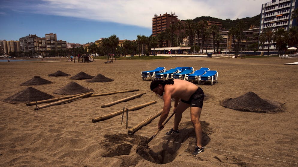 Estate anomala anche in Andalusia: qui una spiaggia di Malaga.