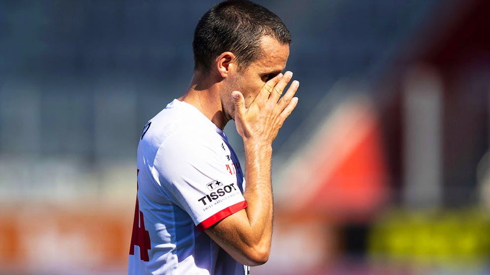 Dopo i casi nello Zurigo anche un giocatore del Neuchâtel Xamax è risultato positivo al coronavirus.