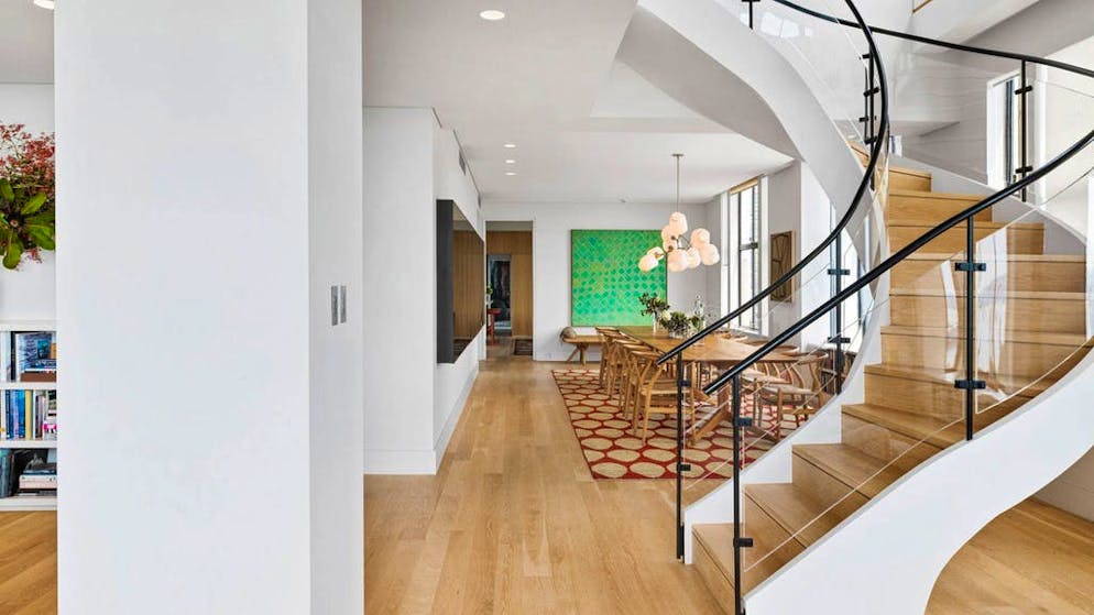 Cate Blanchett vende il suo pied-à-terre di lusso a Sydney. Situato nell'edificio storico The Astor, l’appartamento si estende su diversi piani. Questo pied-à-terre di lusso deve i suoi ampi spazi…