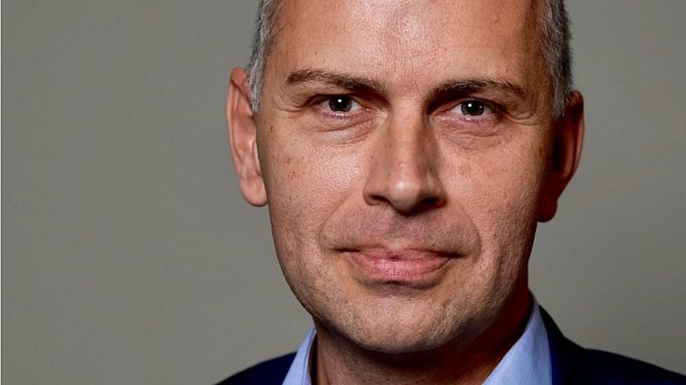 Sascha Hardegger è Head of Communications Strategy & Corporate Responsibility.