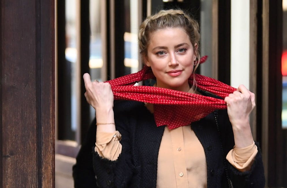 Heard ammette, ho picchiato Depp ma solo per difesa