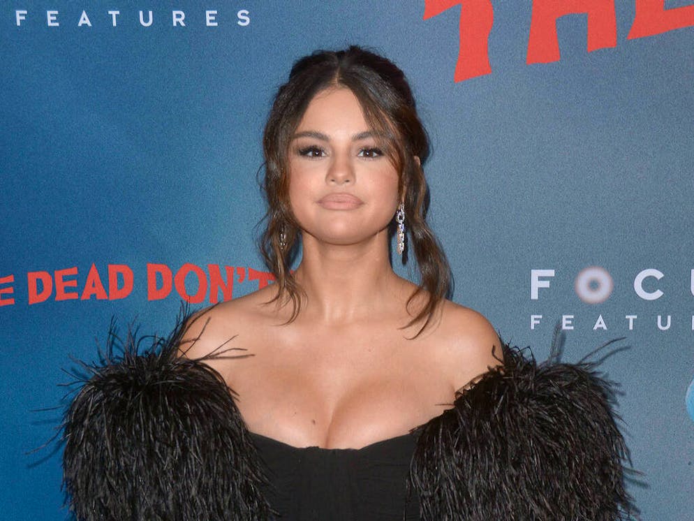 "The Dead Don't Die" New York Premiere at Museum of Modern Art - Red Carpet Arrivals

Featuring: Selena Gomez
Where: New York, New York, United States
When: 11 Jun 2019
Credit: Ivan Nikolov/WENN.com

Featuring: Selena Gomez
Where: New York, New York, United States
When: 11 Jun 2019
Credit: Ivan Nikolov/WENN.com