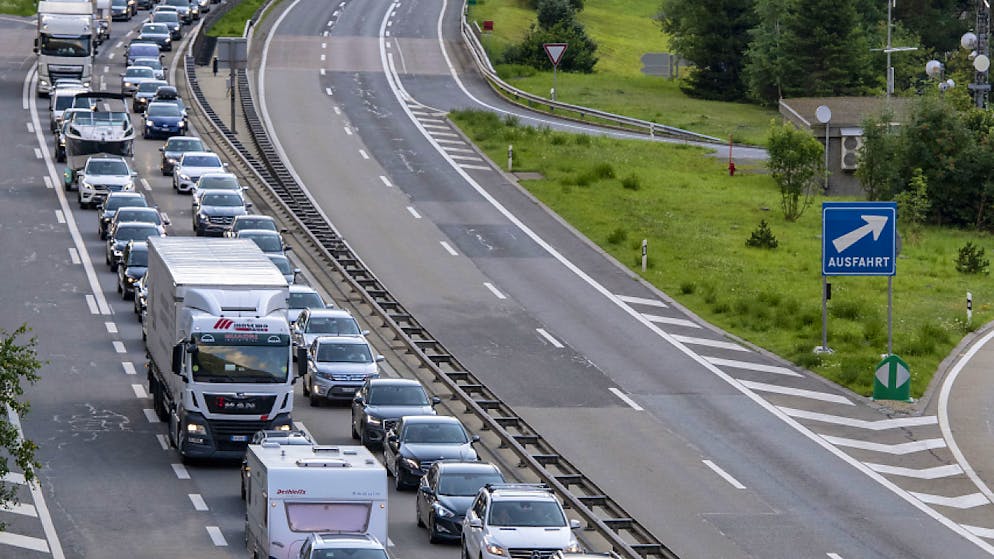 Colonne meno lunghe anche questo fine settimana lungo l'asse autostradale del San Gottardo.
