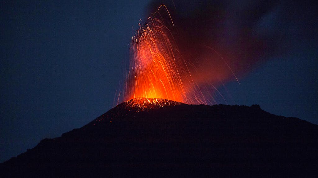 Le volcan  Pacaya en ruption