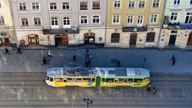 Ans Schwarze Meer bummeln durch Osteuropa mit der Bahn