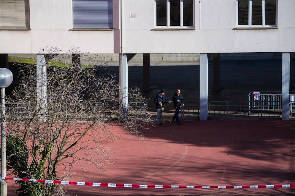 Il terreno da basket sul quale è avvenuto il botto