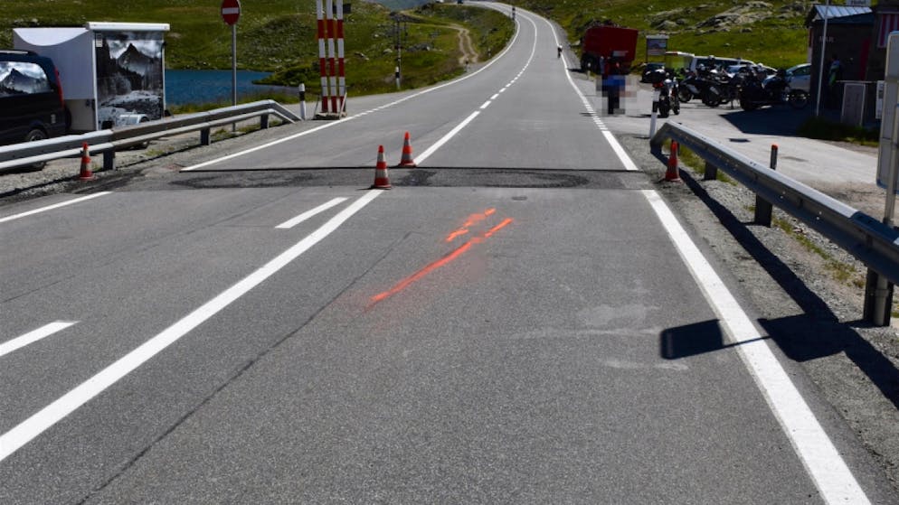 Sul Passo del Bernina un motociclista ha tamponato la moto che lo precedeva.