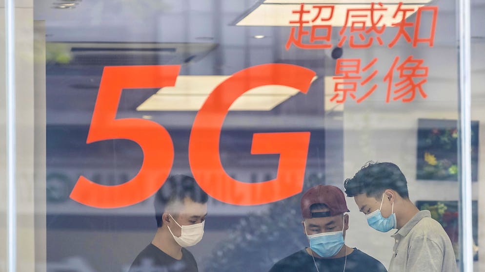 Le autorità cinesi tracciano un parallelo fra la lotta al razzismo e la discriminazione di società cinesi Huawei.