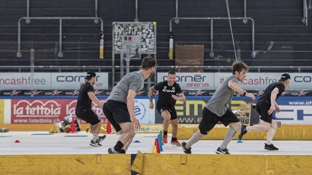 Solidali con il club. I giocatori pronti a rinunciare a parte del salario