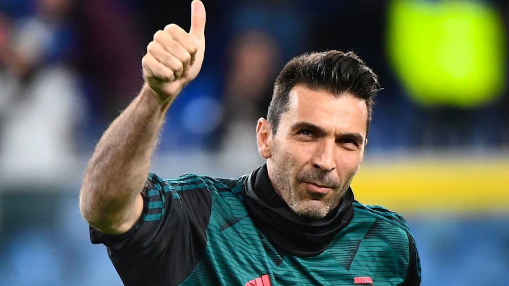 Goalie Legende Gigi Buffon Kehrt Zu Parma Zuruck