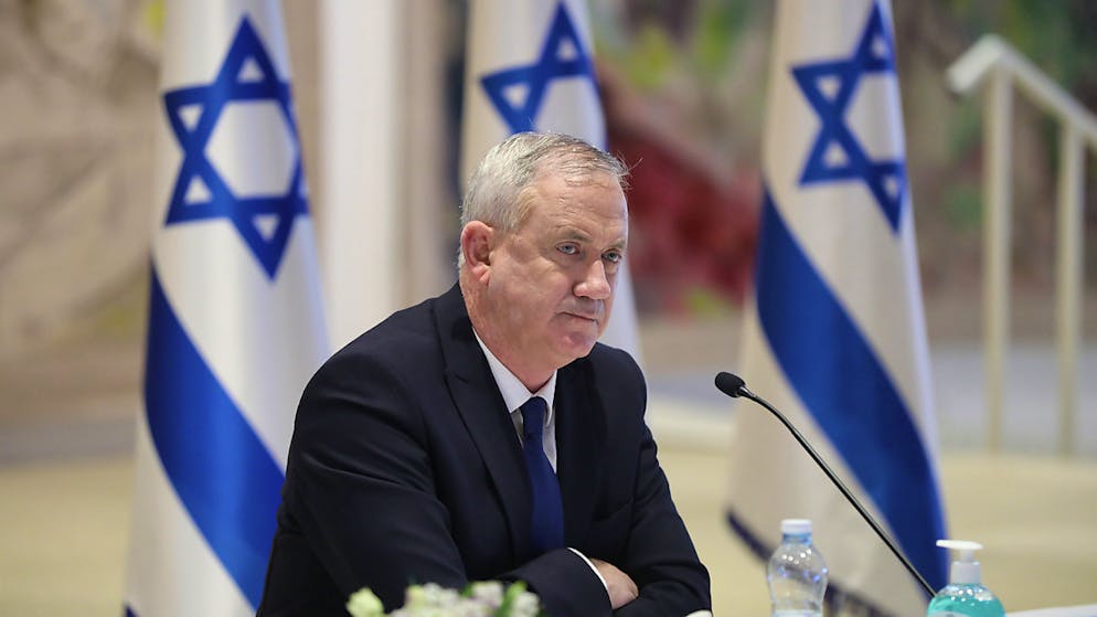Israel Israels Verteidigungsminister Gantz Geht In Quarantäne 8999