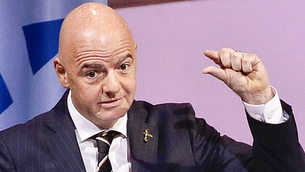 Infantino est toujours sous le coup depuis fin juillet d'une procédure pénale en Suisse.