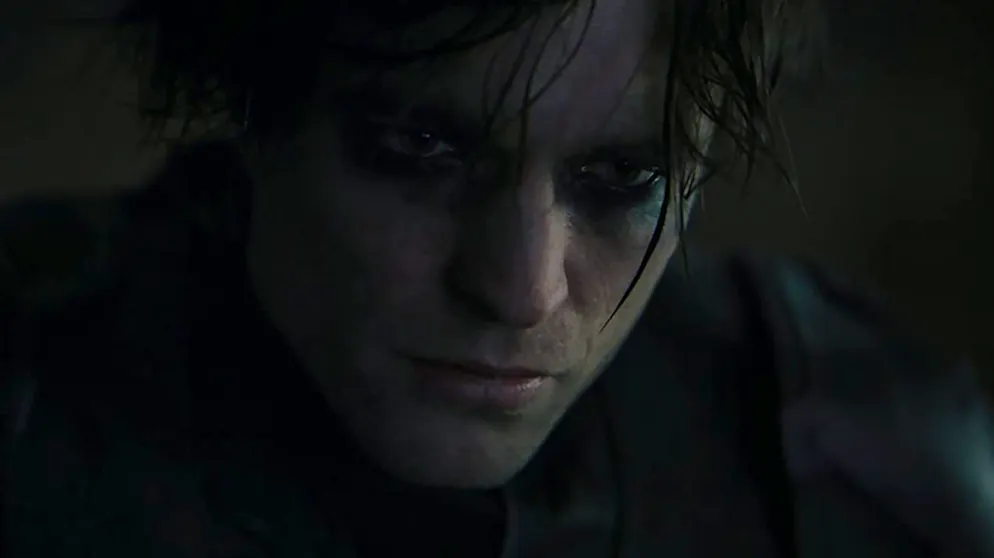 Robert Pattinson im Trailer zu «The Batman» (2021).
