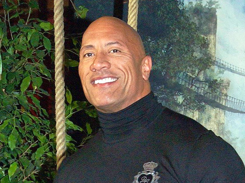 Spettacolo Dwayne Johnson acquista la X Football League blue News