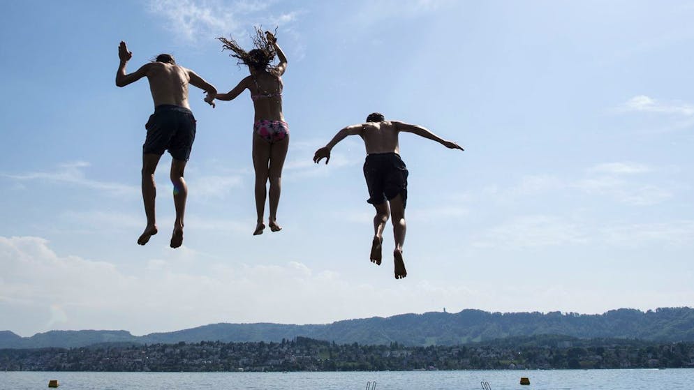 Tips for parents. These are the biggest risks for children in the pool