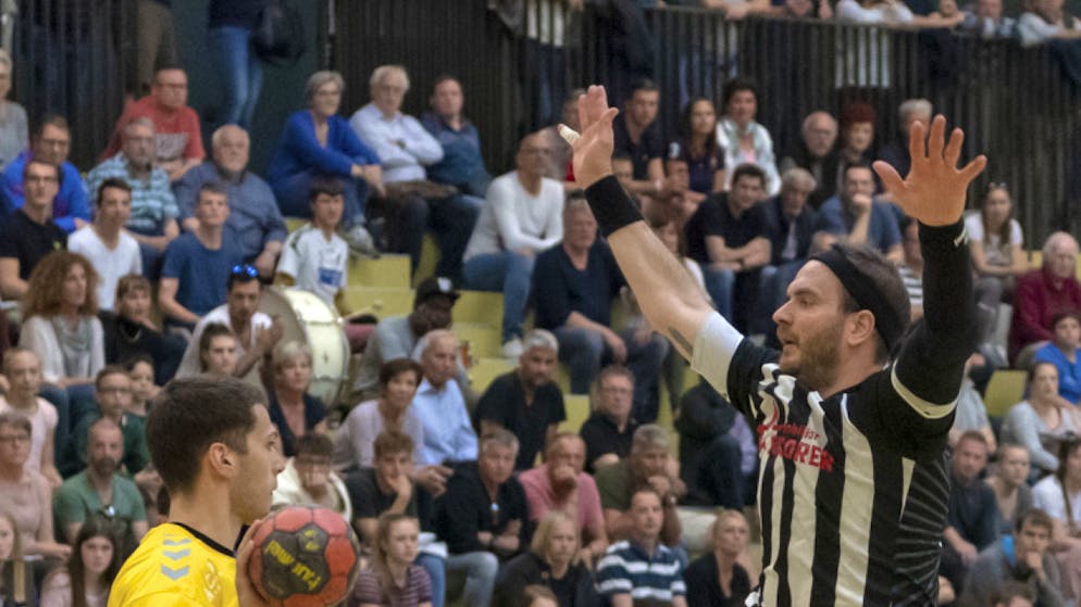 Der Schaffhauser Torhüter Kristian Pilipovic (links) präsentierte sich beim Saisonstart mit 20 Paraden in Topform (Archivbild)