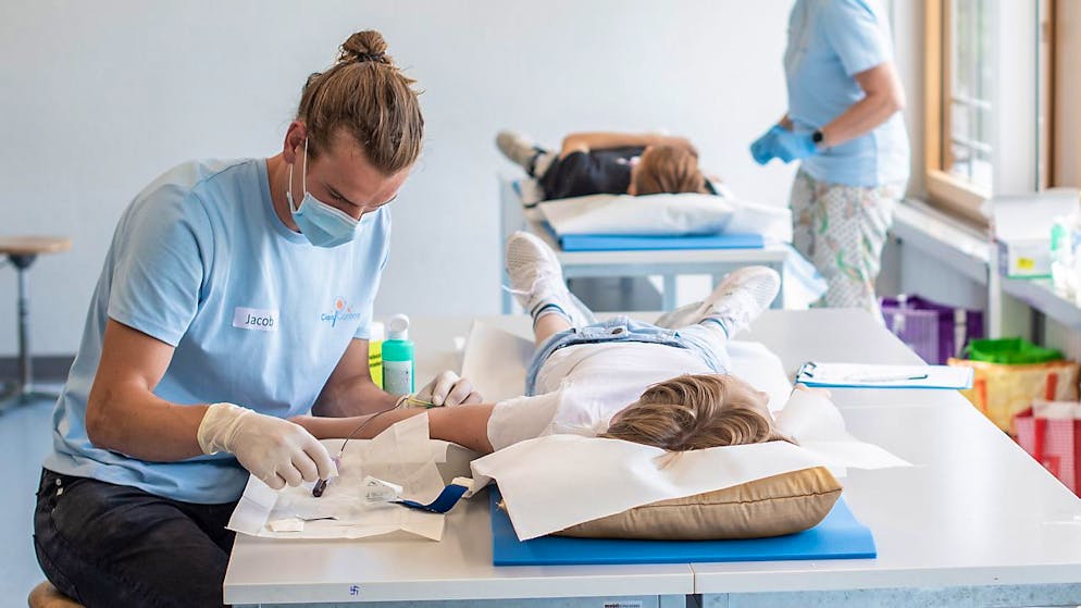 Für die Studie haben sich rund 2500 Schülerinnen und Schüler freiwillig Blut abnehmen lassen.