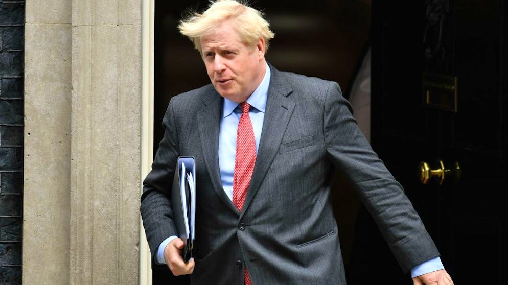 Diese Stars hat Corona getroffen. Er musste auch schon wegen Corona hospitalisiert und beatmet werden: Grossbritanniens Premier Boris Johnson.