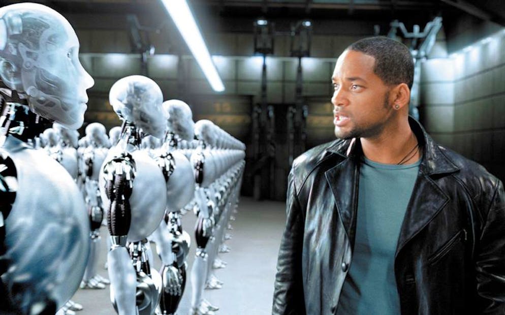 I, Robot: Will Smith'S Film, But This Actor'S Role Is More Important - patfv9q