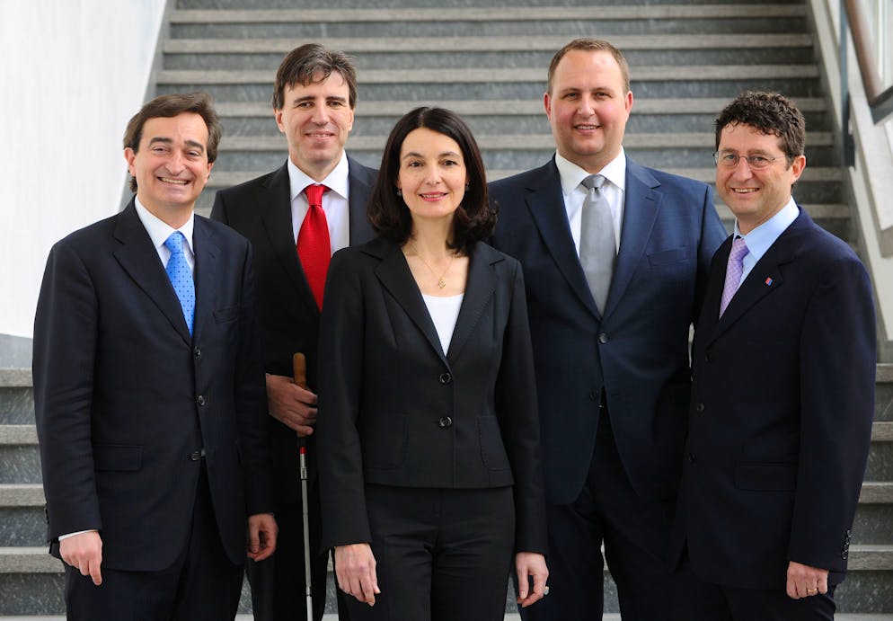 Bellinzona: insediamento Consiglio di Stato quadriennio 2011-2014. Nella foto i cinque neo Consiglieri di Stato da sinistra Marco Borradori (LEGA), Manuele Bertoli (PS), Laura Sadis (PLR), Norman Gobbi (LEGA) e Paolo Beltraminelli (PPD). ©Ti-Press / Gabriele Putzu
