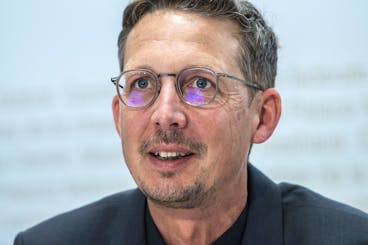 Michael Hermann, Geschaeftsfuehrer Sotomo spricht an einem Point de Presse zur Covid 19 Situation, am Dienstag, 20. Juli 2021, in Bern. (KEYSTONE/Peter Schneider)