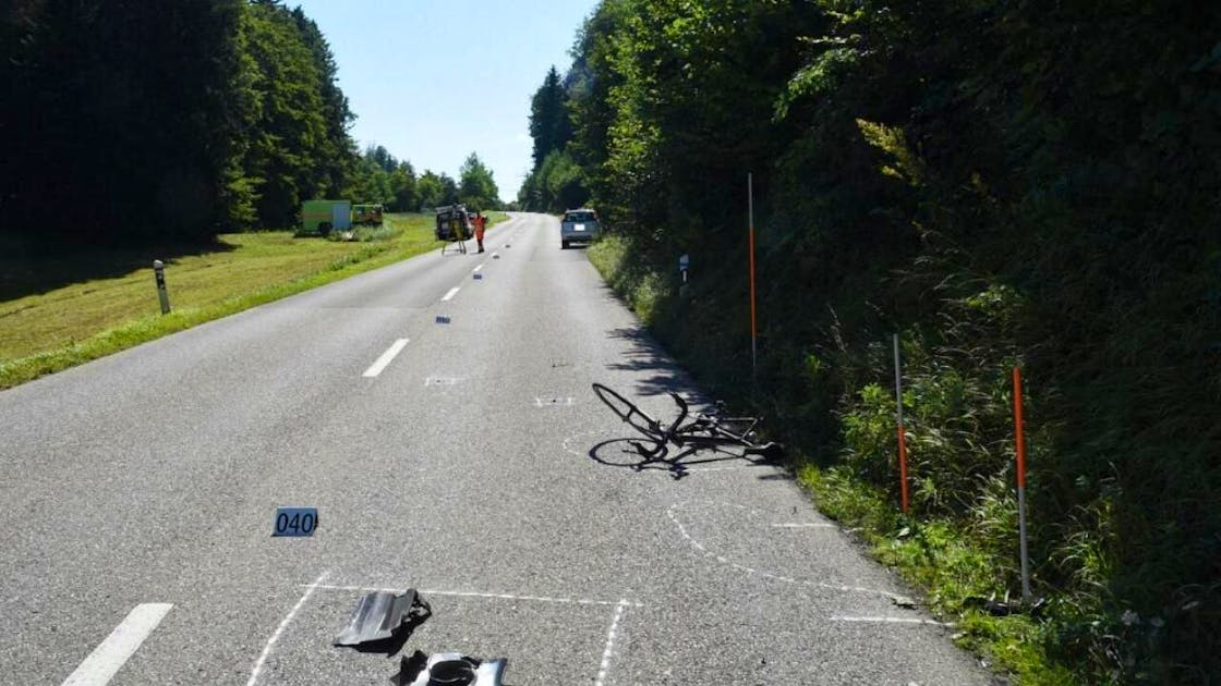 Verkehrsunfall Velofahrer Wird In Hittnau Bei Unfall Schwer Verletzt Blue News 0635