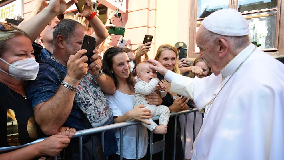 Le pape François est en visite en Slovaquie jusqu'au 15 septembre. Il s'agit de son premier voyage après son opération du côlon en juillet.