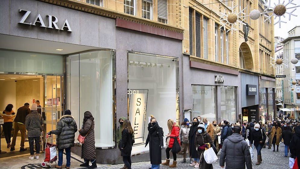 Die Zara-Muttergesellschaft Inditex erwartet auch im Herbst- und Winterhalbjahr wieder gute Geschäfte (Archivbild).