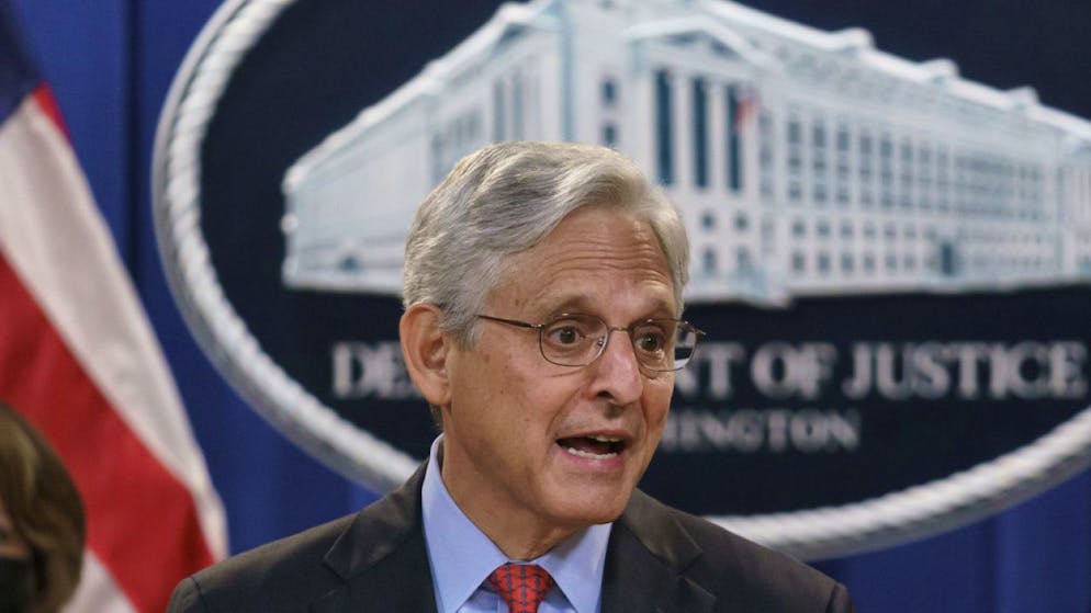 Il ministro della giustizia Merrick Garland aveva annunciato nei giorni scorsi che il Dipartimento di giustizia avrebbe presentato un'azione legale contro una legge "chiaramente incostituzionale".