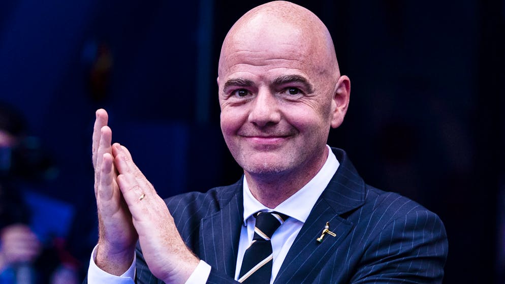 Gemäss einer Umfrage der FIFA (im Bild Präsident Gianni Infantino) stehen viele Fans einer Fussball-WM alle zwei Jahre grundsätzlich positiv gegenüber