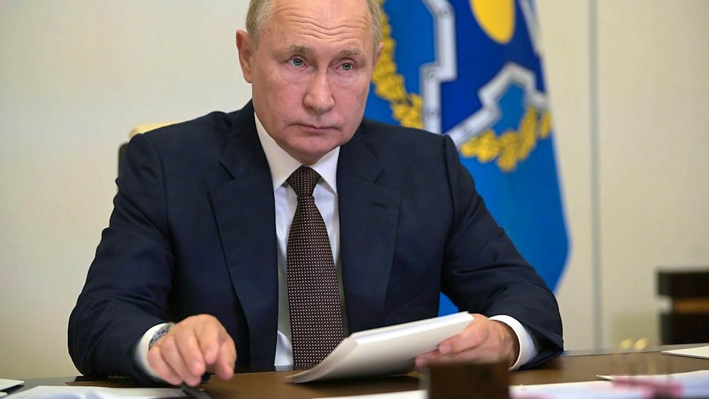 Decine di persone dell'entourage del presidente russo Vladimir Putin sono risultate positive