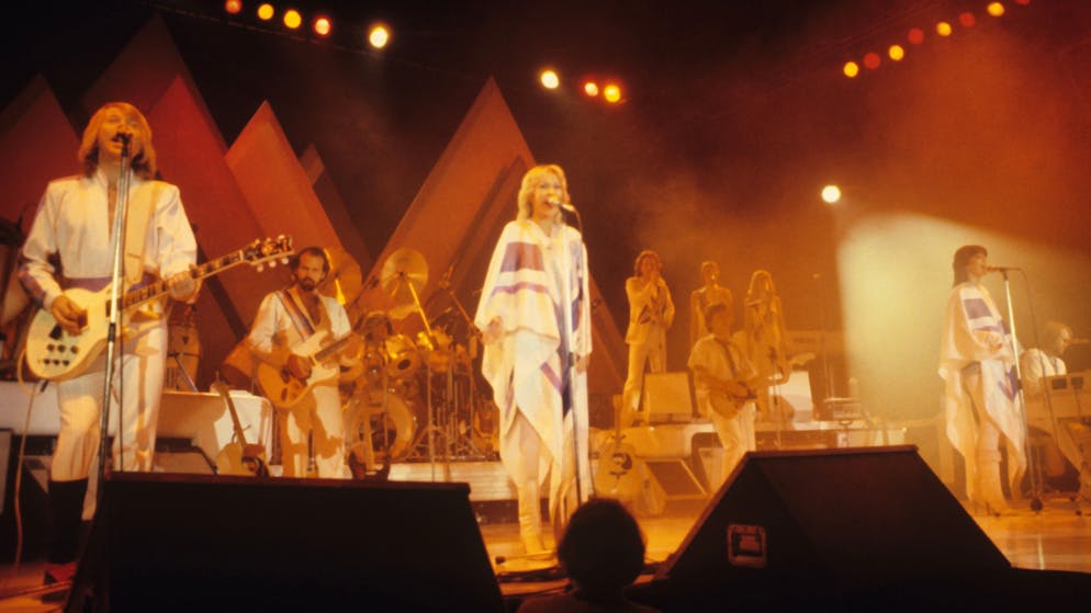 LONDON, UNITED KINGDOM - NOVEMBER 01 : Bjorn Ulvaeus, Agnetha Faltskog, Anni-Frid Lyngstad and Benny Andersson of Swedish pop group Abba perform on stage at Wembley Arena in London, England in November 1979 (Photo by Mike Prior/Redferns)