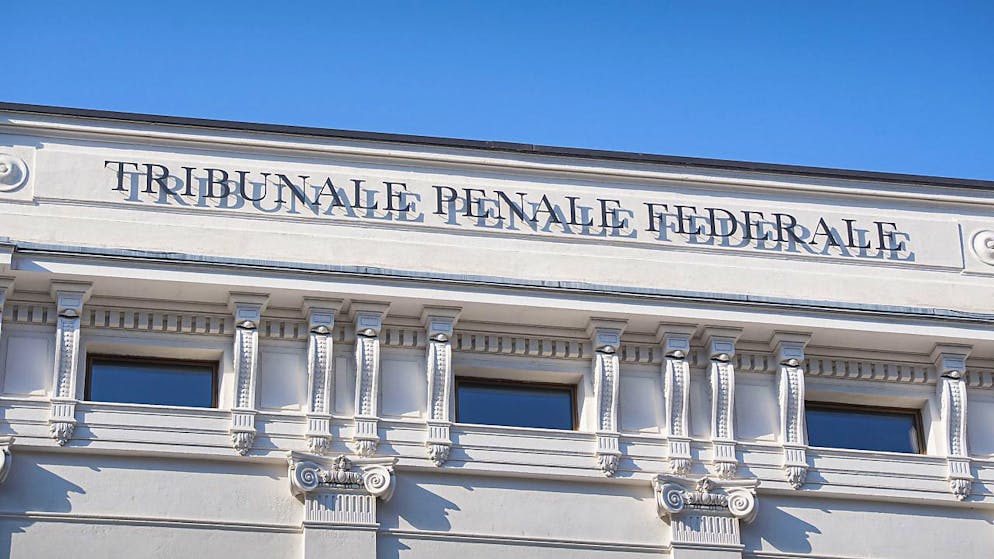 Il Tribunale penale federale di Bellinzona ha condannato l'ex collaboratore della SECO a 4 anni e 4 mesi di prigione da scontare